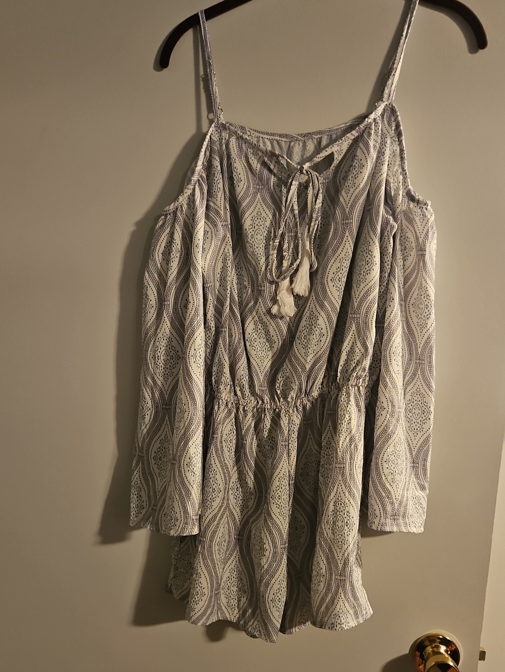 Boho, Patterned Cold-Shoulder Romper - Picture 2 of 6
